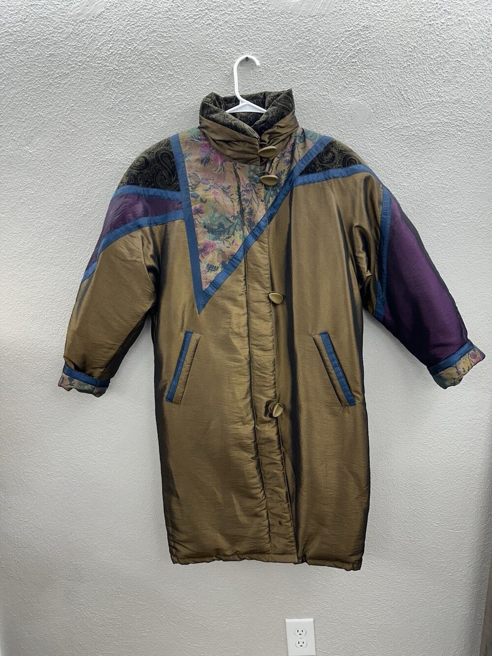 Cyclone Womens Parka Long Puffer Jacket Size 8 Down Insulated Iridescent Vintage